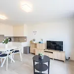 Lecomte - Beachfront Seaview 196 公寓