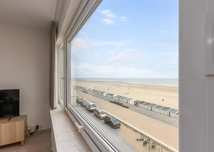 Apartment Lecomte - Beachfront Seaview 196 *