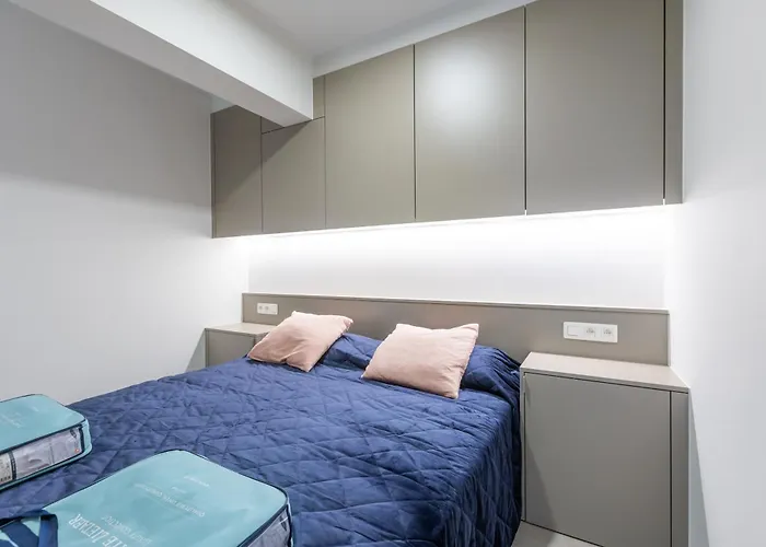 Apartment Lecomte - Beachfront Seaview 196