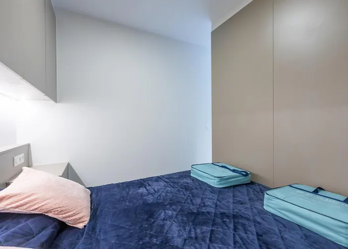 Lecomte - Beachfront Seaview 196 Ostend