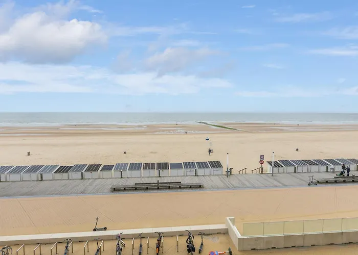 Lecomte - Beachfront Seaview 196